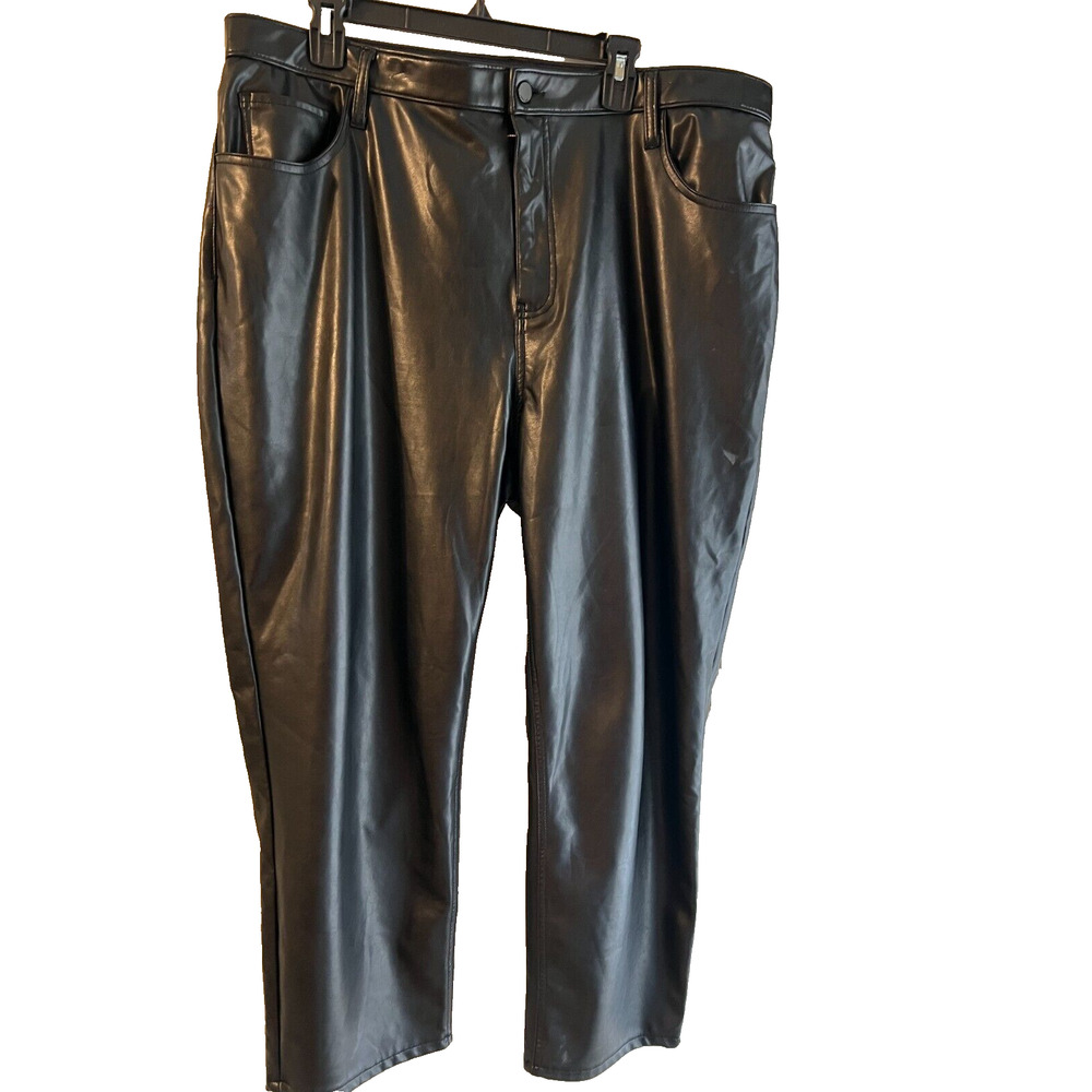 Abercrombie & Fitch Curve Love Faux Leather Straight ultra high rise Pant 20R/35
